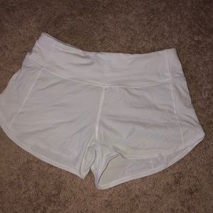 WHITE LULULEMON SHORTS